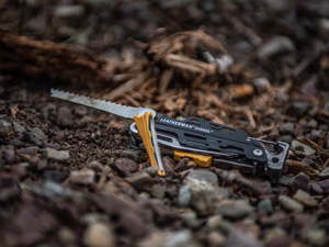 Leatherman Signal für Survival